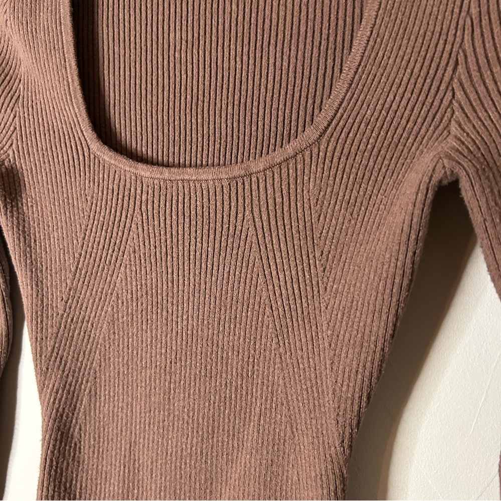 Abercrombie & Fitch Chocolate Brown Ribbed Long Sleeve Bodysuit - Picture 4 of 5
